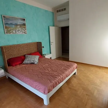 Laghetto Apartment